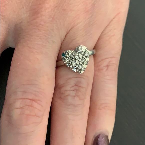 Jewelry - Heart Ring